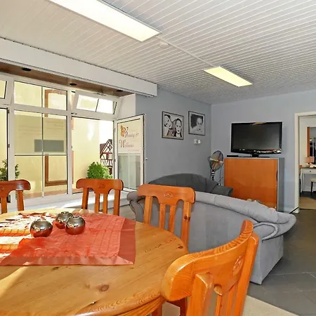 Mariposa Apartment